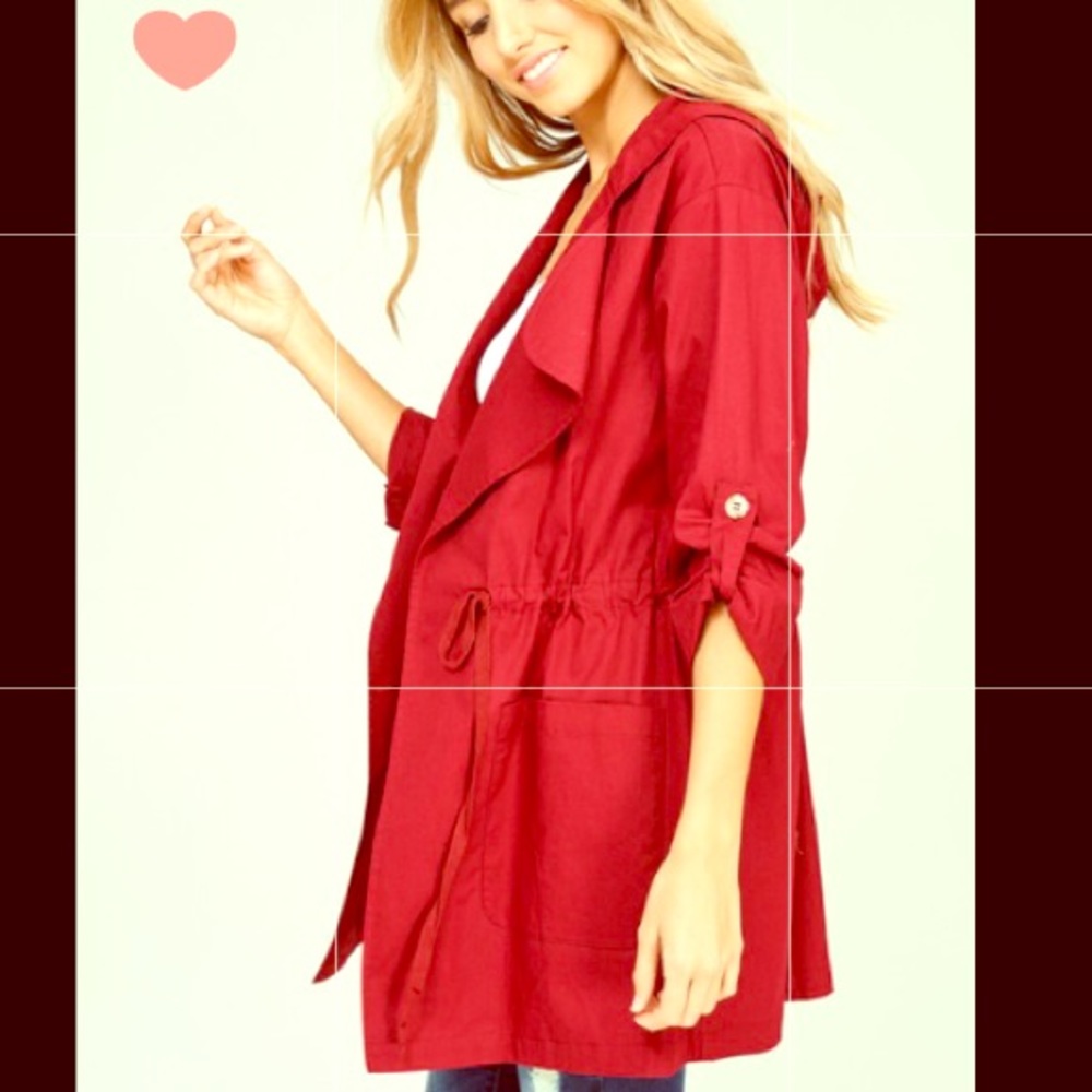 Burgundy, woven hoodie light weight jacket!